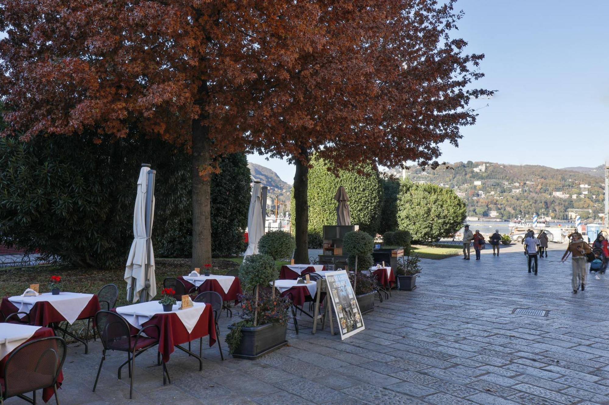 Como Lake Suites Bagian luar foto